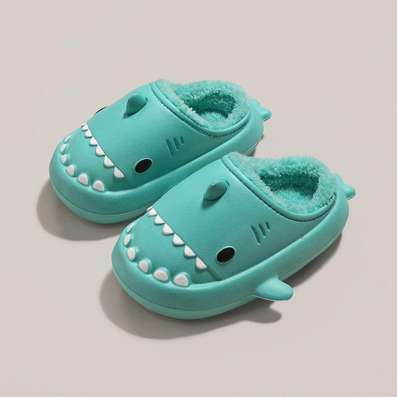 Chinelo Nuvem Tubarão Peluciado Cloudsharks Infantil